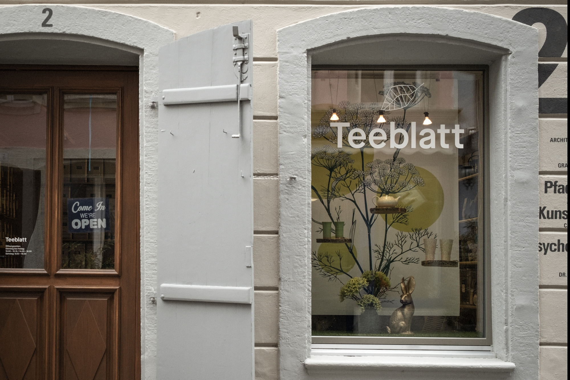 Plakat Scahaufenster Teeblatt